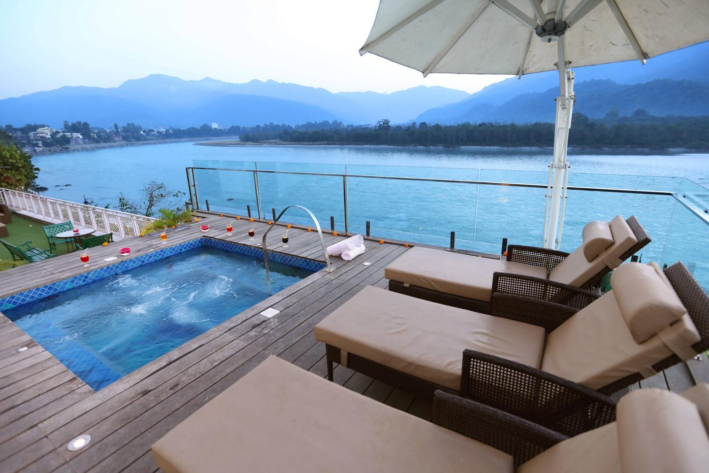 hotels in rishikesh