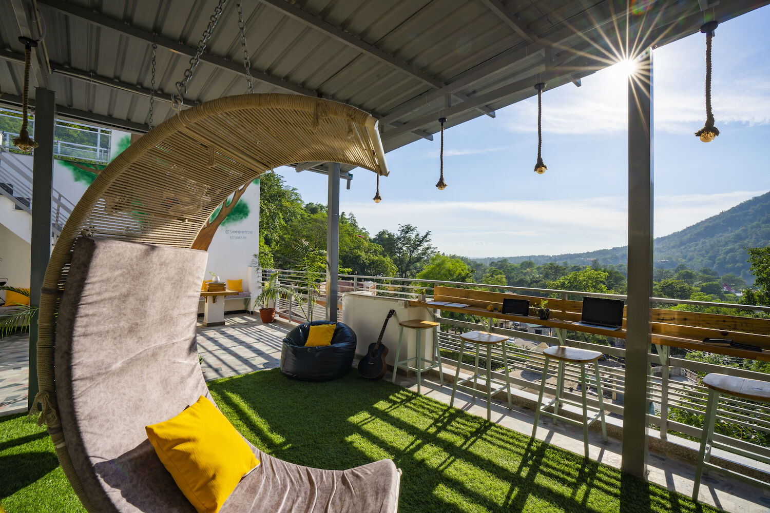 hotels in rishikesh